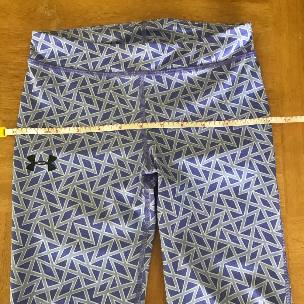 UNDER ARMOUR girls PURPLE Heat Gear Leggings - Picture 5 of 6